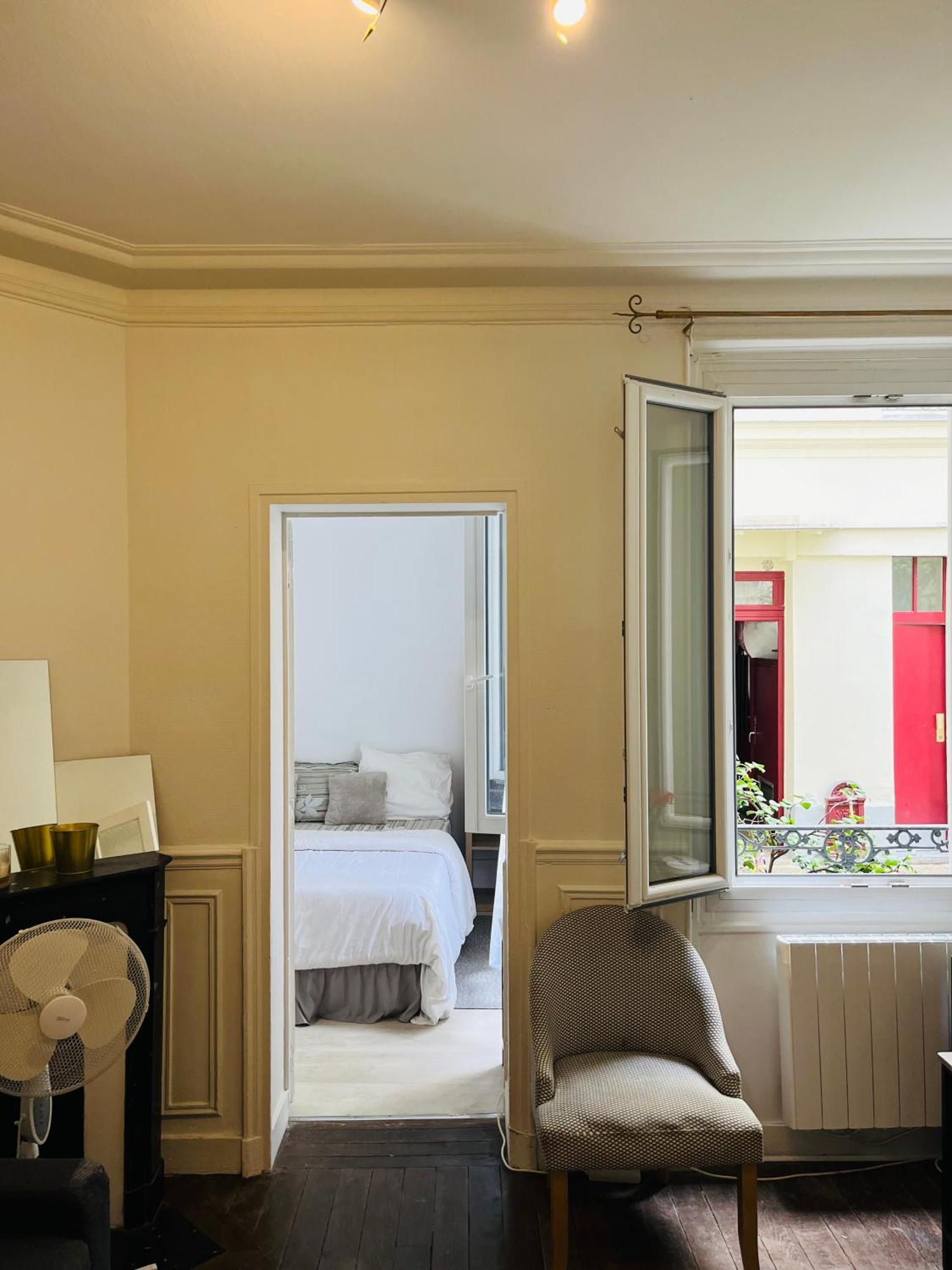 Apartment In Montmartre, Paris, Near Sacre-Coeur Read Host Profile For Booking Exterior foto